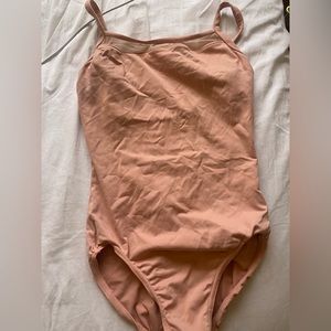 Beautiful pink Leo with pink pearls on the back